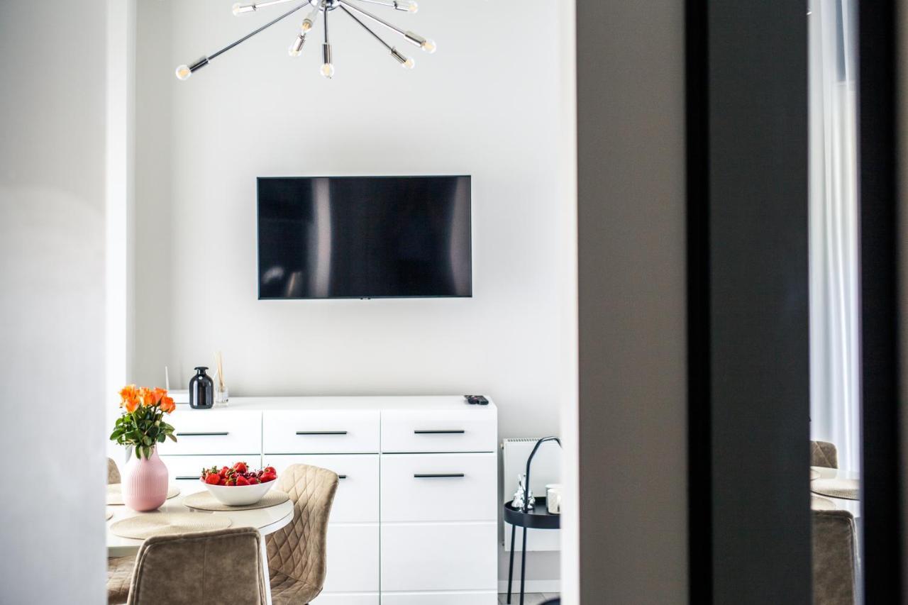 New Modern In The Old Town Appartement *