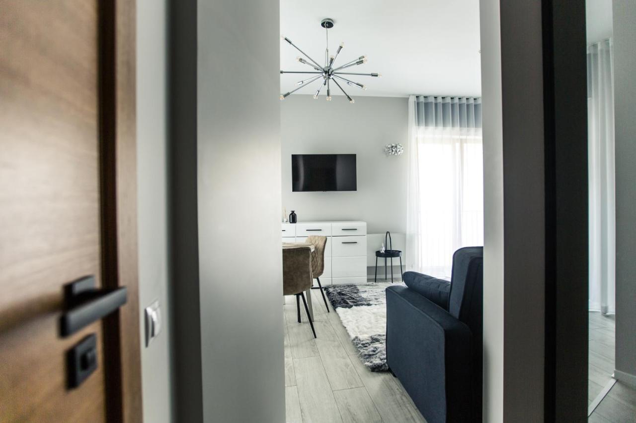 New Modern In The Old Town Апартаменти *